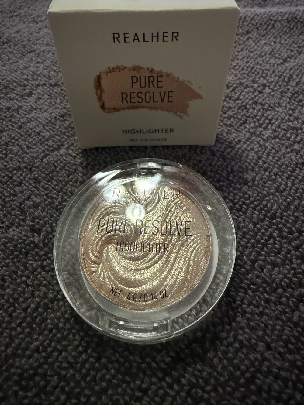 RealHer Pure Resolve Highlighter - Champagne Gold Glow